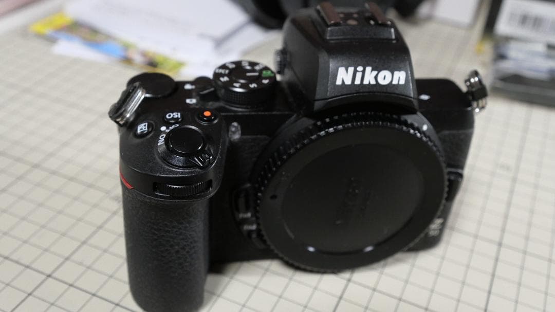 Nikon Mirrorless Interchangeable Lips Nikonz50 Dx Swm Vr Ed If 18-200Mm
