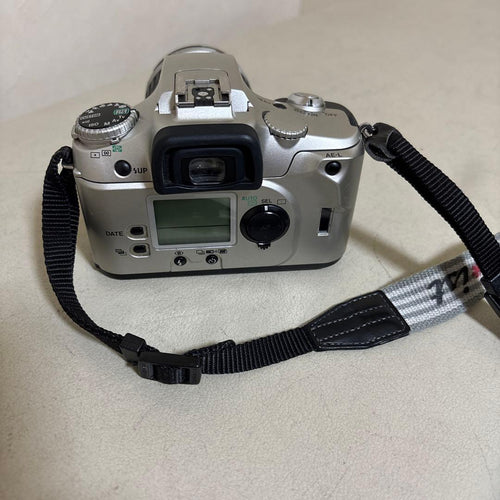 Pentax Slr Camera (Film) Ist