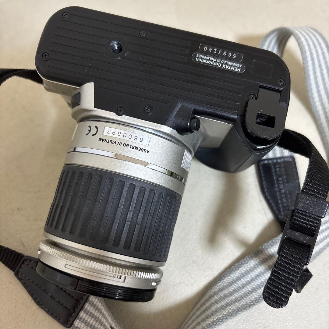 Pentax Slr Camera (Film) Ist