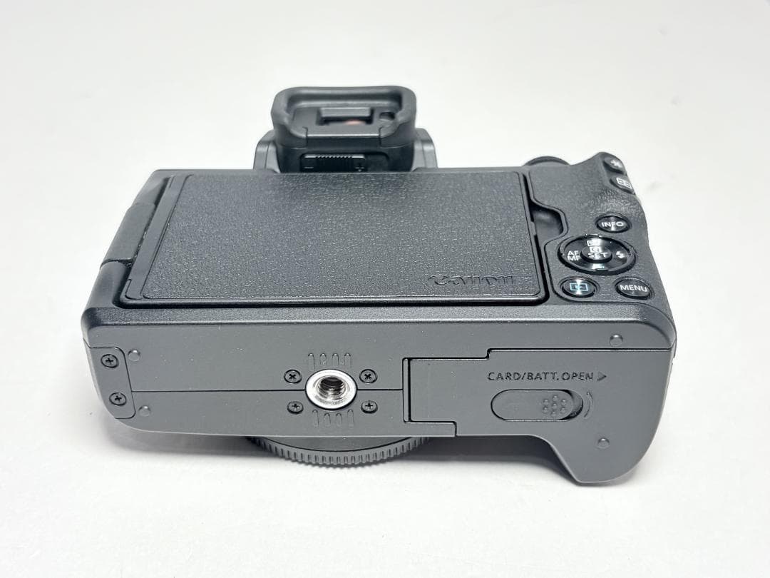 Canon Mirrorless Interchangeable Lips Eos Kiss M