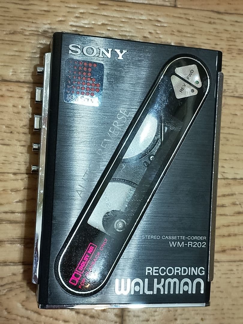 Sony Cassette Players Walkman Wm-R202 Cassette-Corder