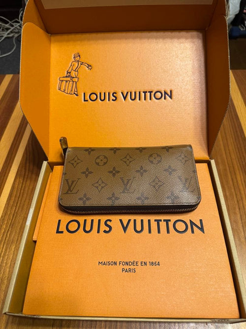 Louis Vuitton Long Wallets M82444