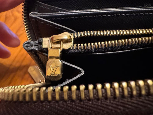 Louis Vuitton Long Wallets M82444