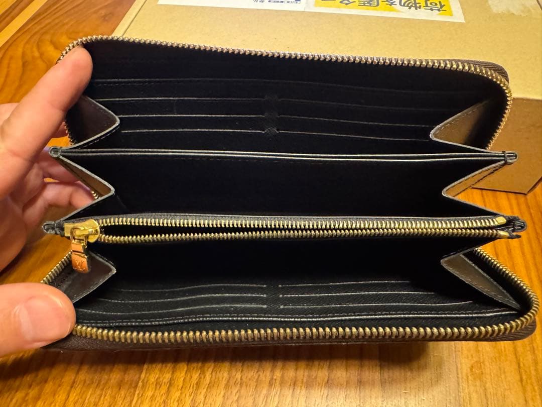 Louis Vuitton Long Wallets M82444