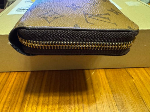 Louis Vuitton Long Wallets M82444