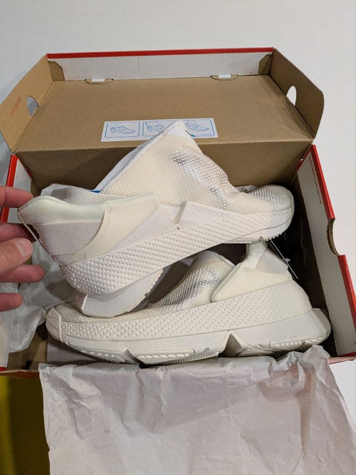 Nike Sneakers Go Flyease 10.5 Pale Ivory/Black-Platinum Tint