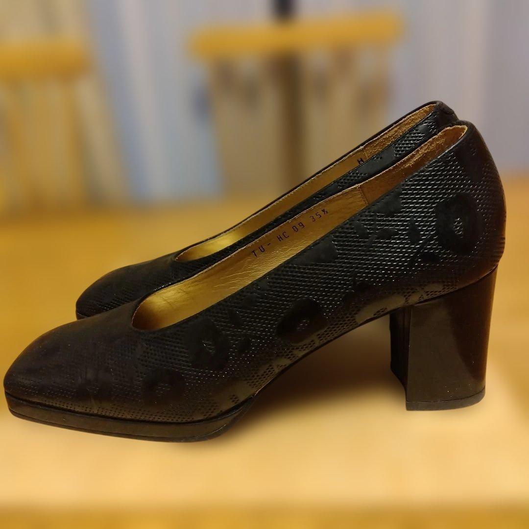 Yves Saint Laurent High Heels Pumps 35.5