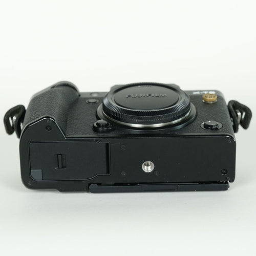 Fujifilm Mirrorless Interchangeable Lips 5,270 X-T5 X