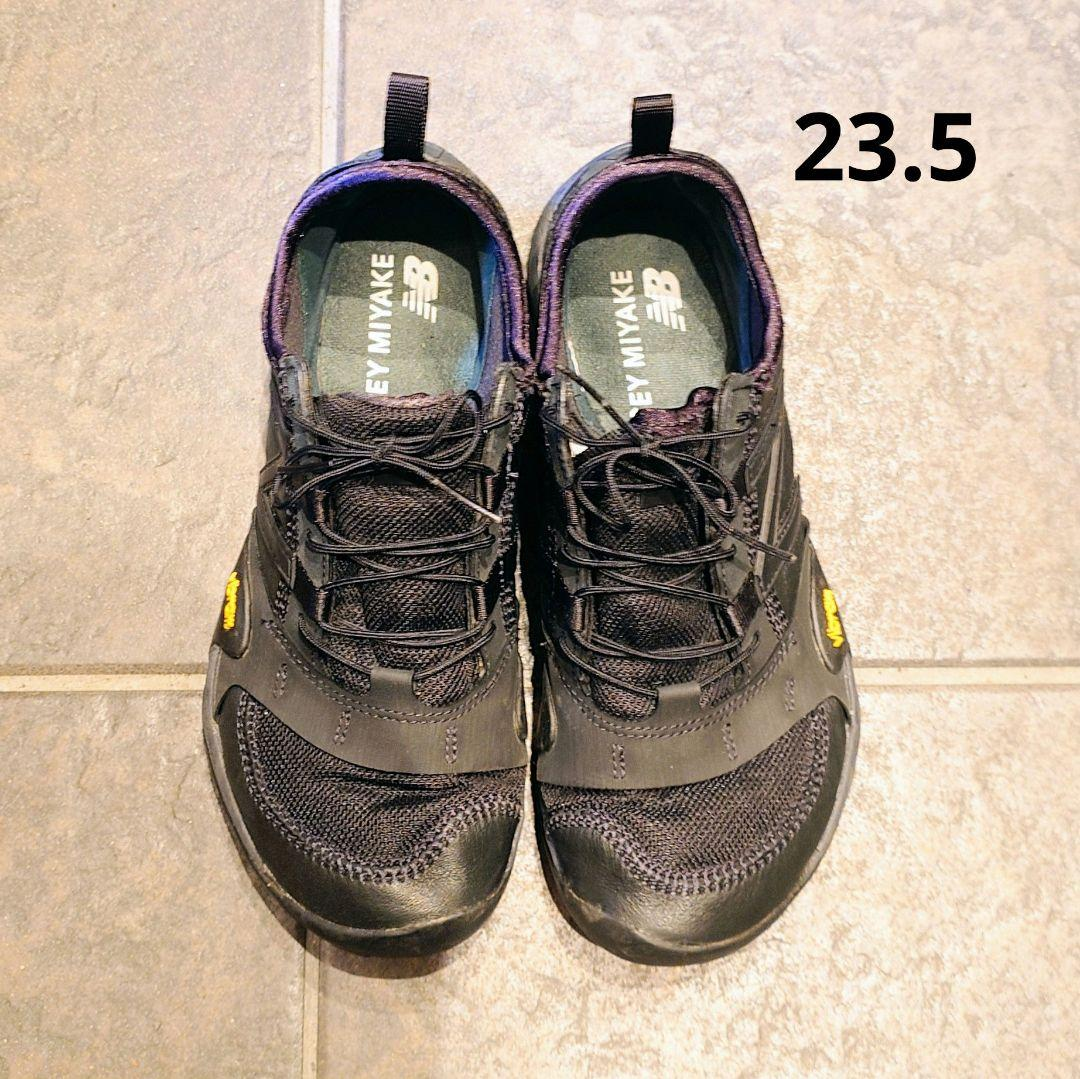 Issey Miyake Sneakers New Balance Mt10O