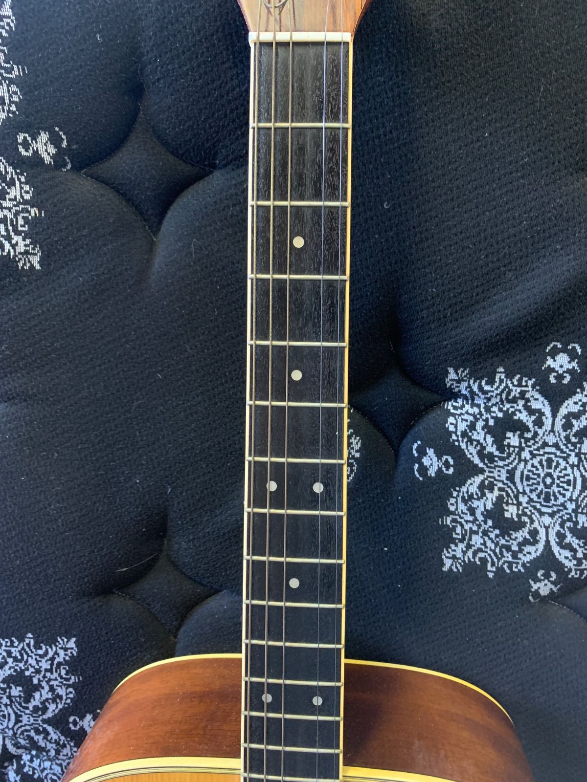 Yamaha Acoustic Guitar Fg-200D