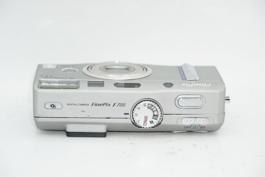 Compact Digital Cameras Fujifilm Finepix F700