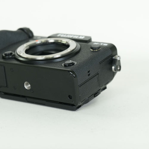 Fujifilm Mirrorless Interchangeable Lips 3,537 X-T5 X
