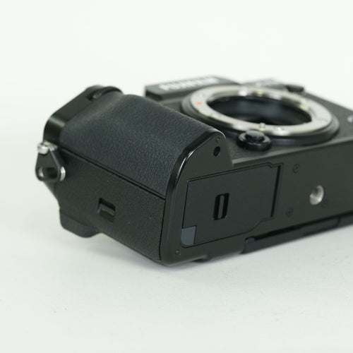 Fujifilm Mirrorless Interchangeable Lips 3,537 X-T5 X