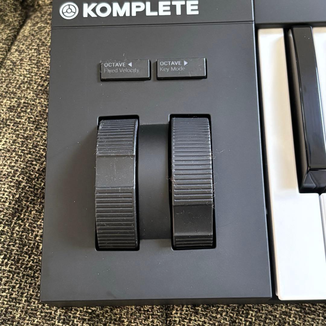 Midi Keyboard Pad Komplete Kontrol A61
