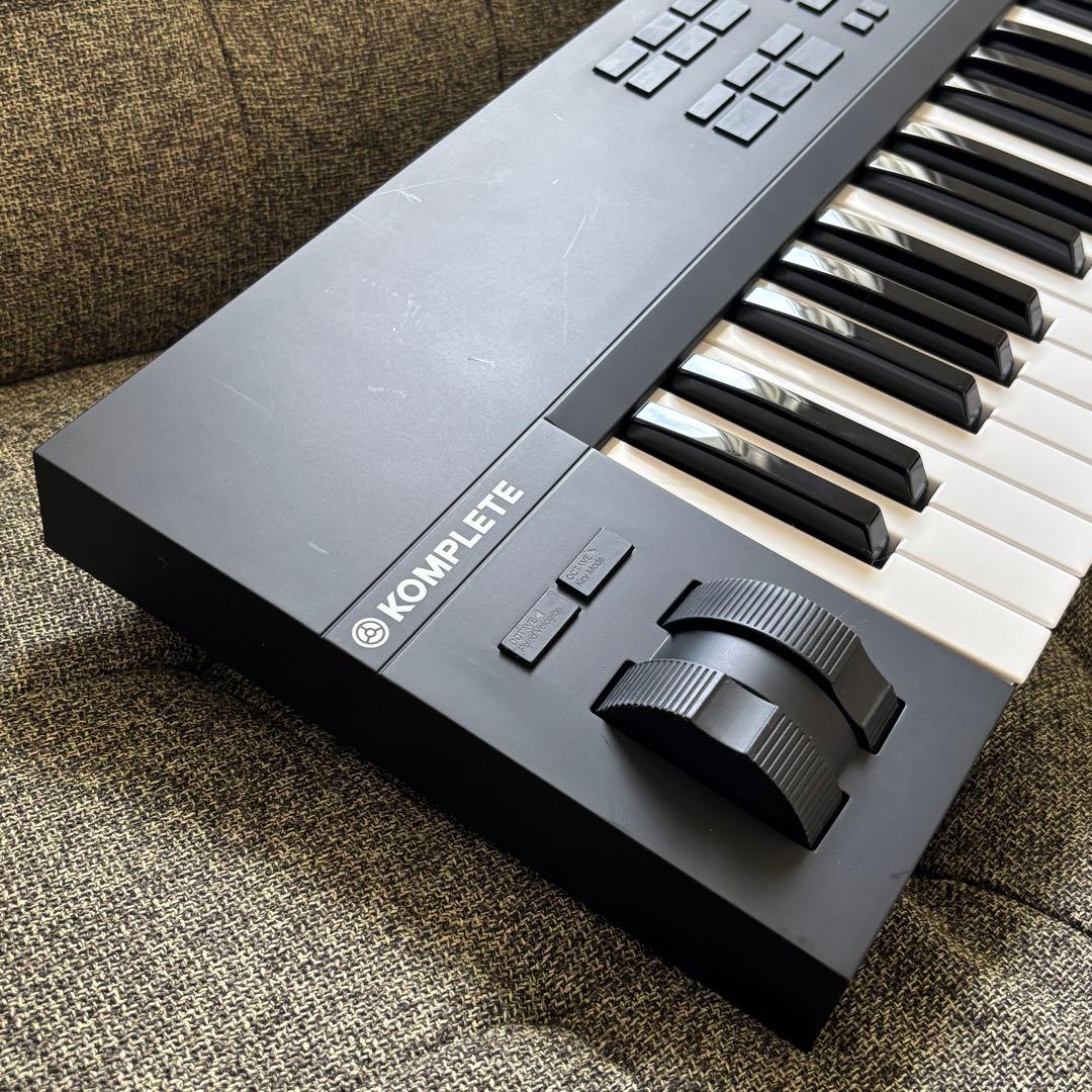 Midi Keyboard Pad Komplete Kontrol A61