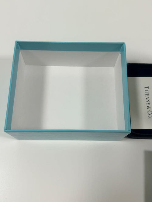 Tiffany Necklaces Co.