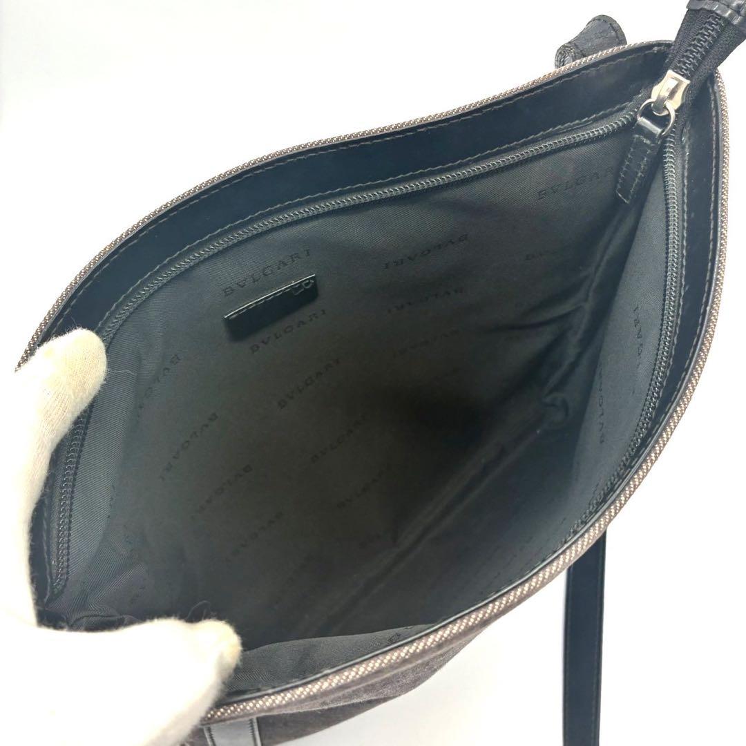 Bvlgari Shoulder Bags