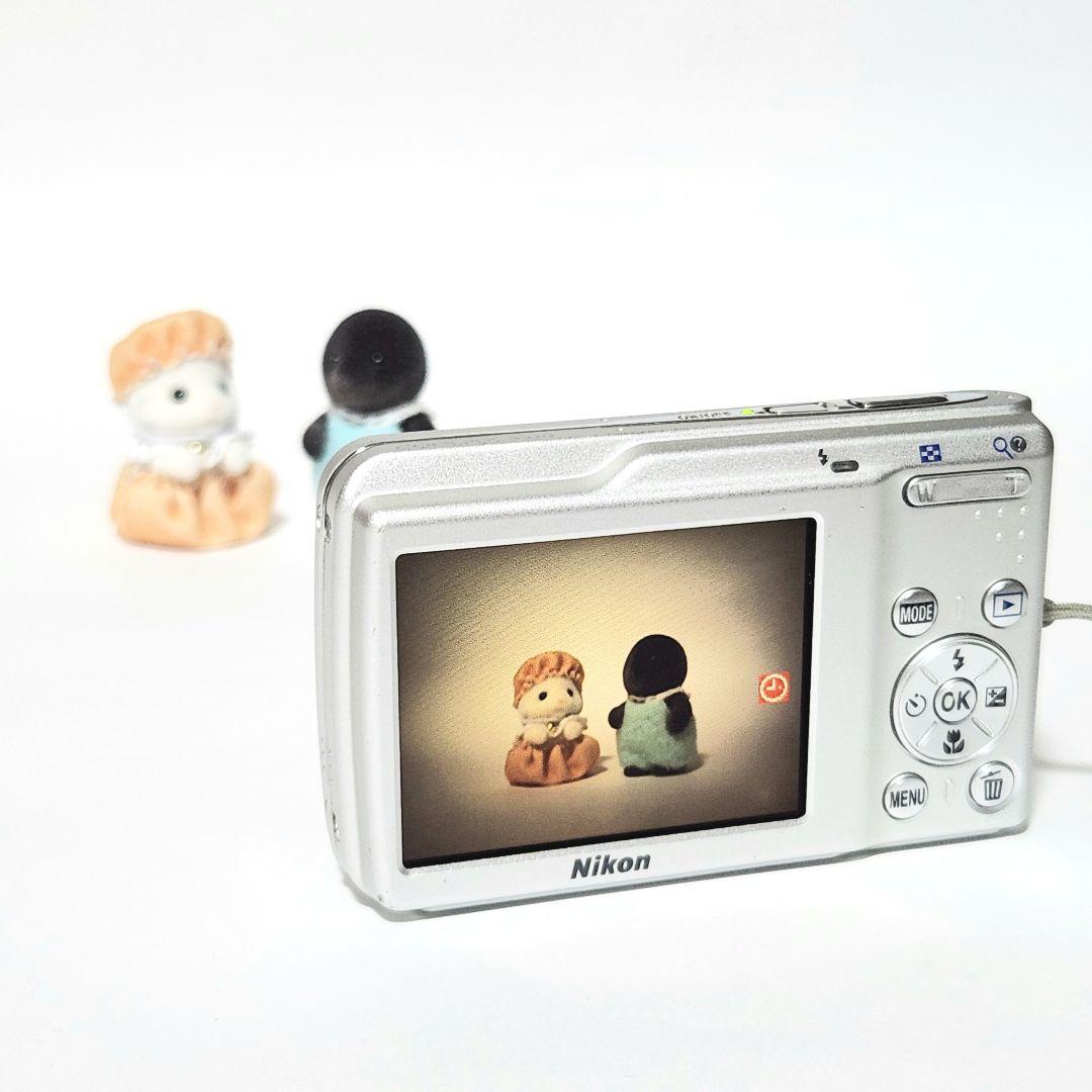 Nikon Compact Digital Camera Coolpix S210