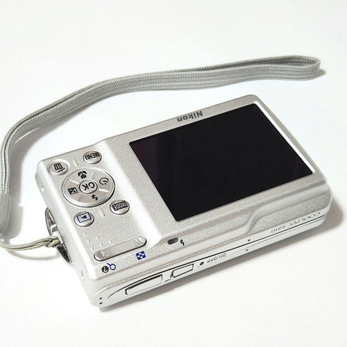 Nikon Compact Digital Camera Coolpix S210