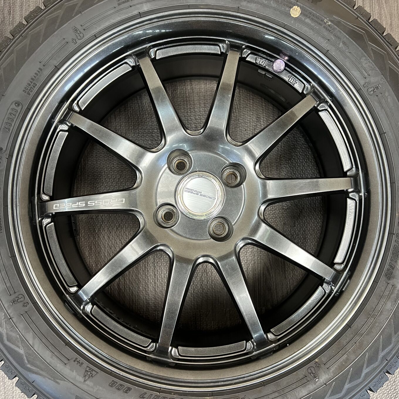 Hot Stuff 17 Inches Cross Speed 4X100 #194D40426