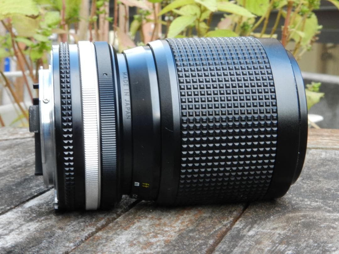 Nikon Lens (Zoom) Zoom-Nikkor 35-105Mm F/3.5-4.5