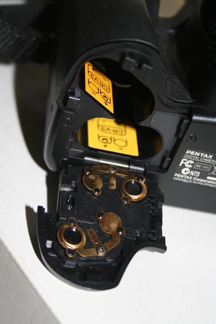 Pentax Digital Slrs Istdl2+Smcpenaxda18-55 D9