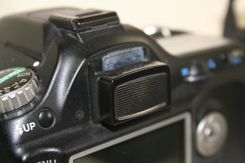 Pentax Digital Slrs Istdl2+Smcpenaxda18-55 D9