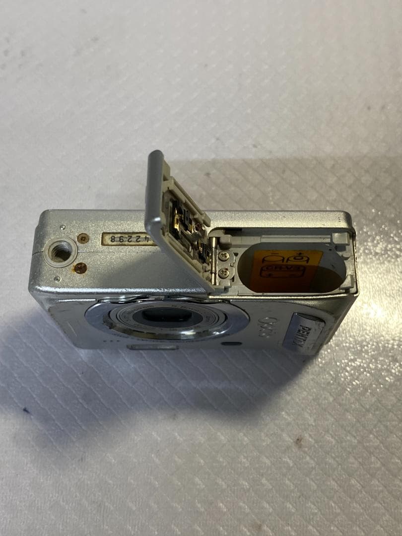 Pentax Compact Digital Cameras S55#937