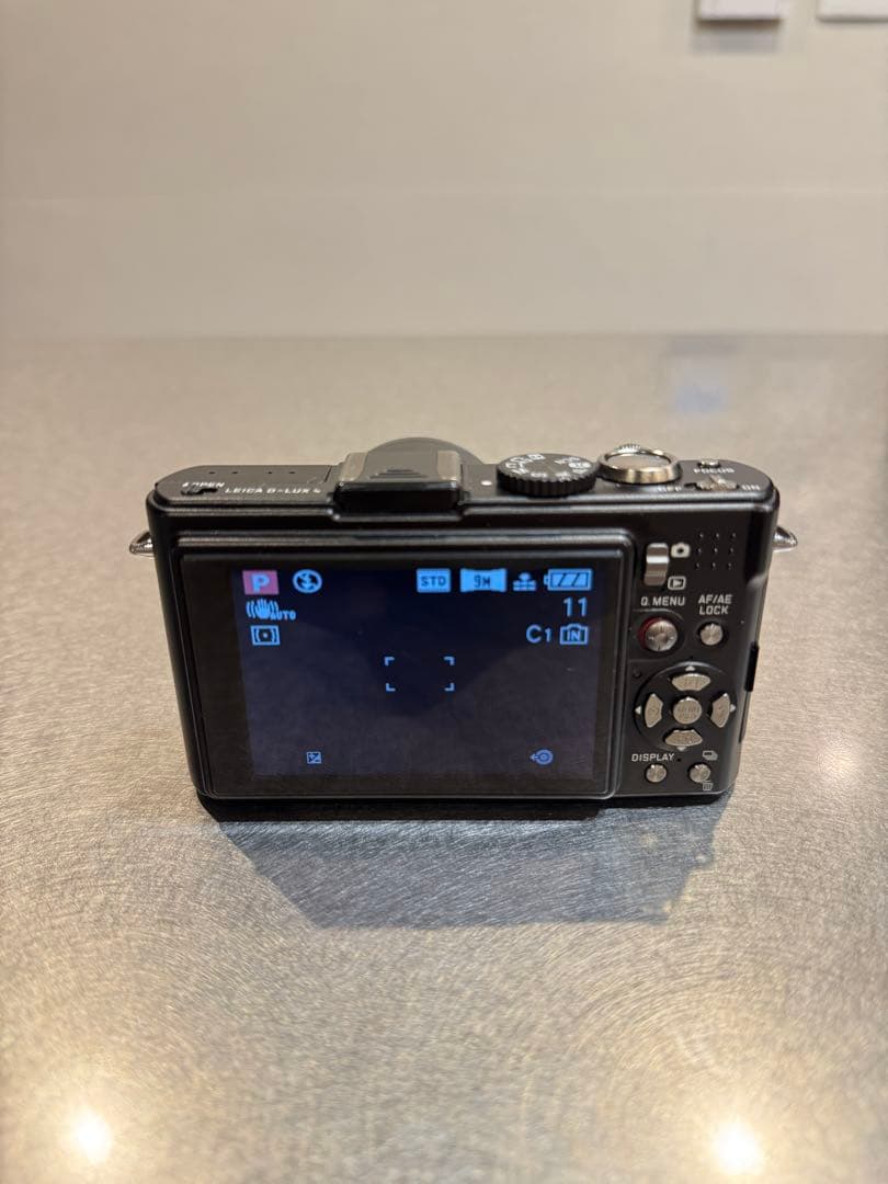 Leica Compact Digital Cameras D-Lux4
