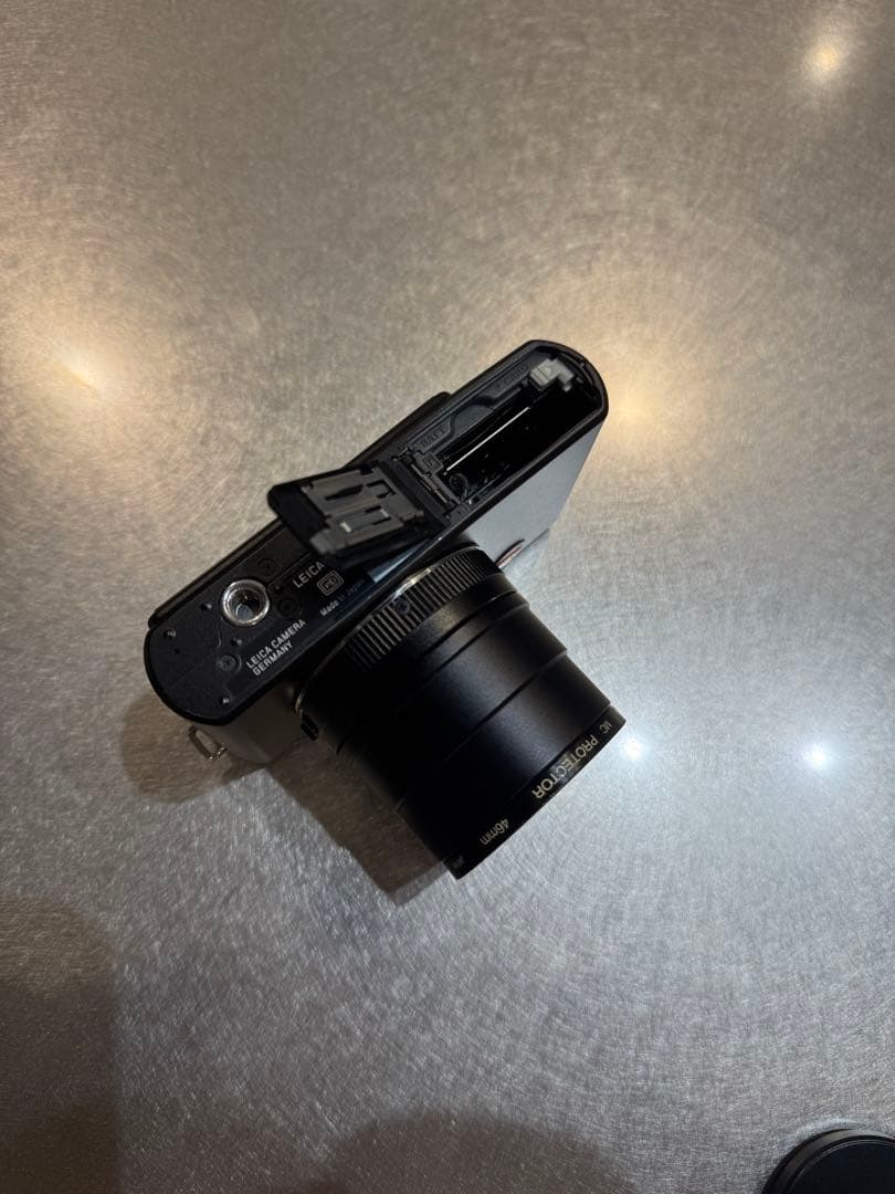 Leica Compact Digital Cameras D-Lux4