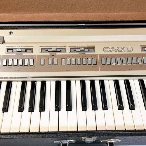 Analog Synthesizers Casio Casiotone 610 Ct-610