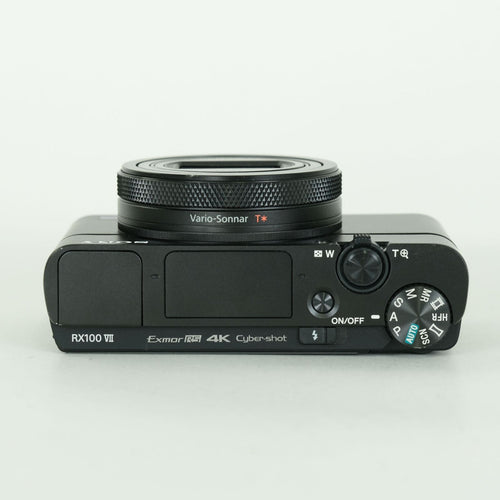 Sony Compact Digital Camera 2 Cyber-Shot Dsc-Rx100M7