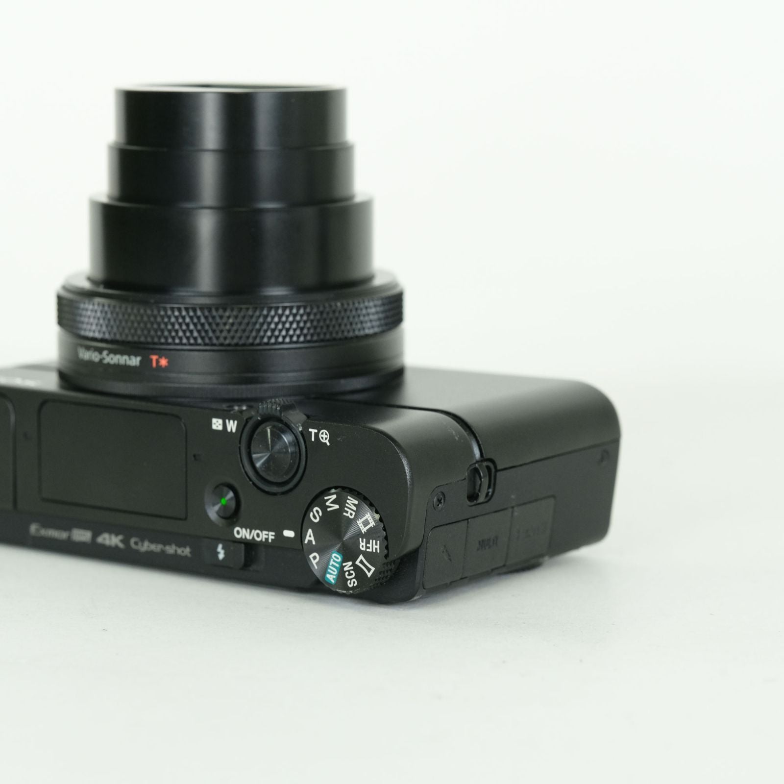 Sony Compact Digital Camera 2 Cyber-Shot Dsc-Rx100M7