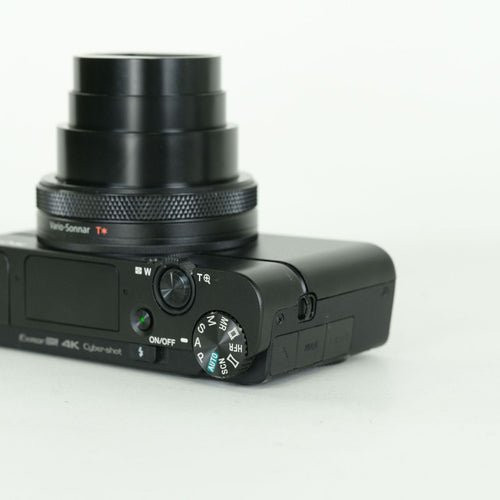 Sony Compact Digital Camera 2 Cyber-Shot Dsc-Rx100M7