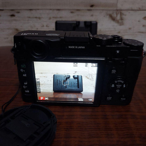 Fujifilm Range Finder Digital Camera X10