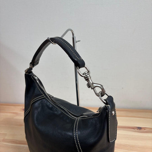 Miu Shoulder Bags Y2K Logo Hobo Bag Leather Black
