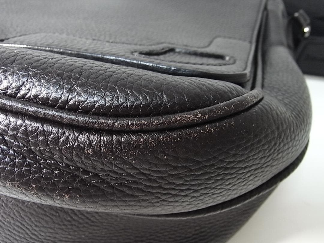 Cartier Shoulder Bags