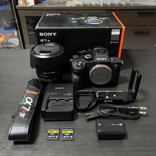 Sony Mirrorless Interchangeable Lens Cameras 7R Ilce-7Rm4 Sd
