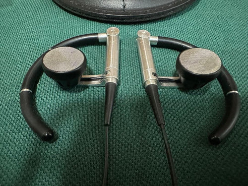 Bang Olufsen Wired Earphones B&O A8 Earset 3