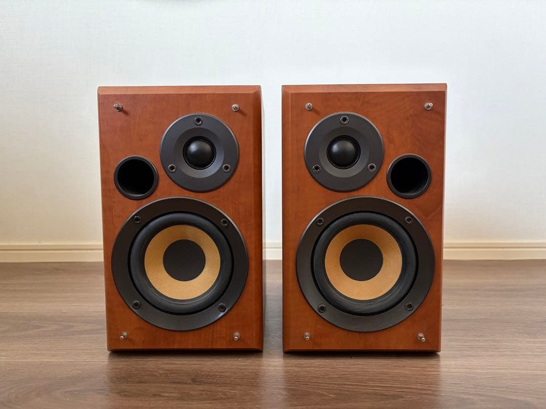 Denon Speaker