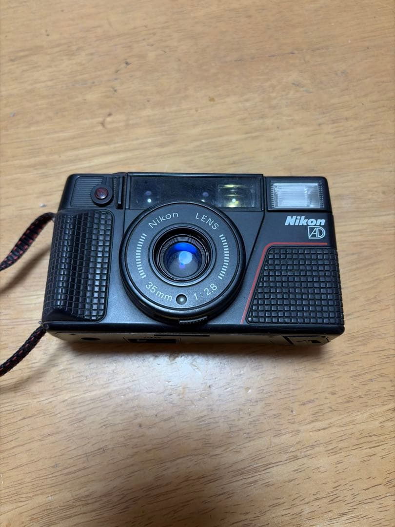 Nikon Compact Camera (Film) L35 Ad2