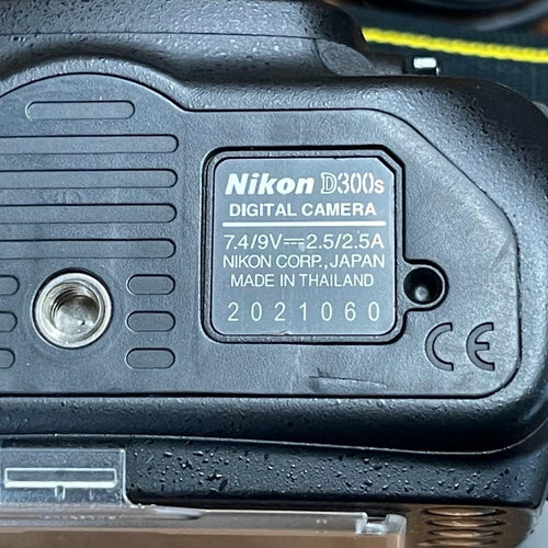 Nikon Digital Slr D300S 18,059