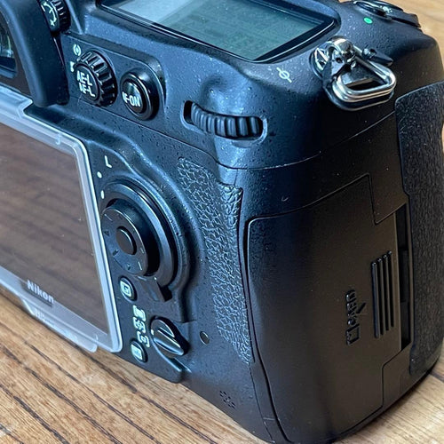 Nikon Digital Slr D300S 18,059