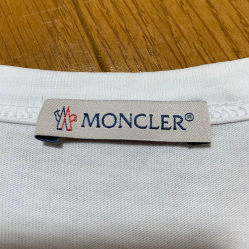Moncler T-Shirts T S 3S661