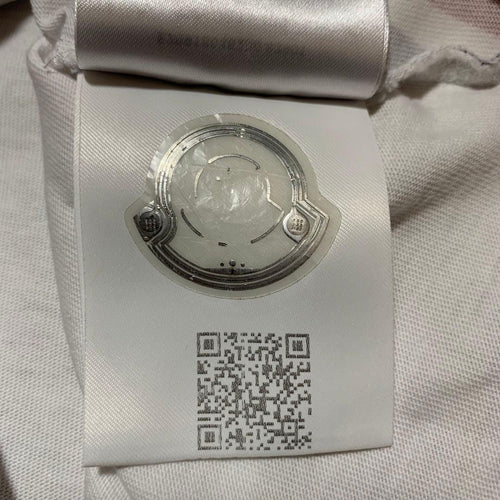 Moncler T-Shirts T S 3S661