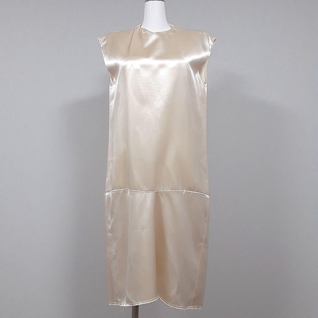 Celine Sleeveless 147,000