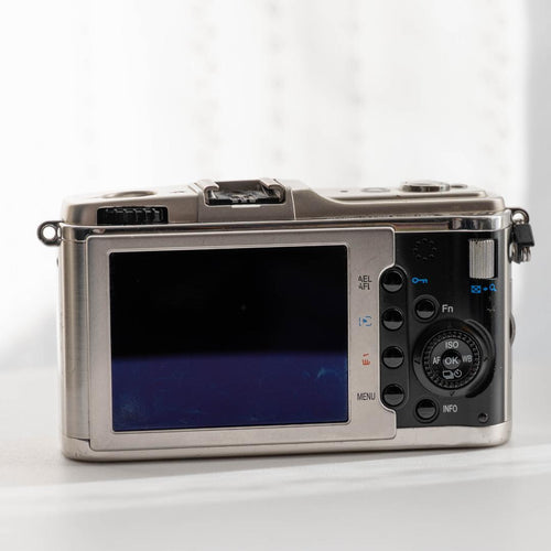 Olympus Mirrorless Interchangeable Lens Cameras Pen E-P1