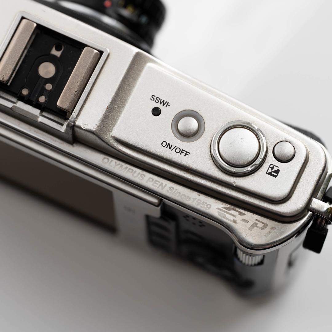 Olympus Mirrorless Interchangeable Lens Cameras Pen E-P1