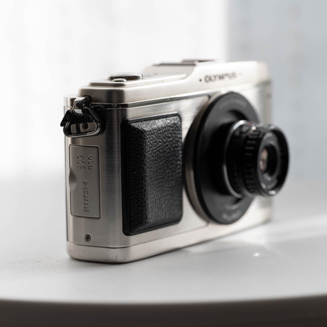 Olympus Mirrorless Interchangeable Lens Cameras Pen E-P1