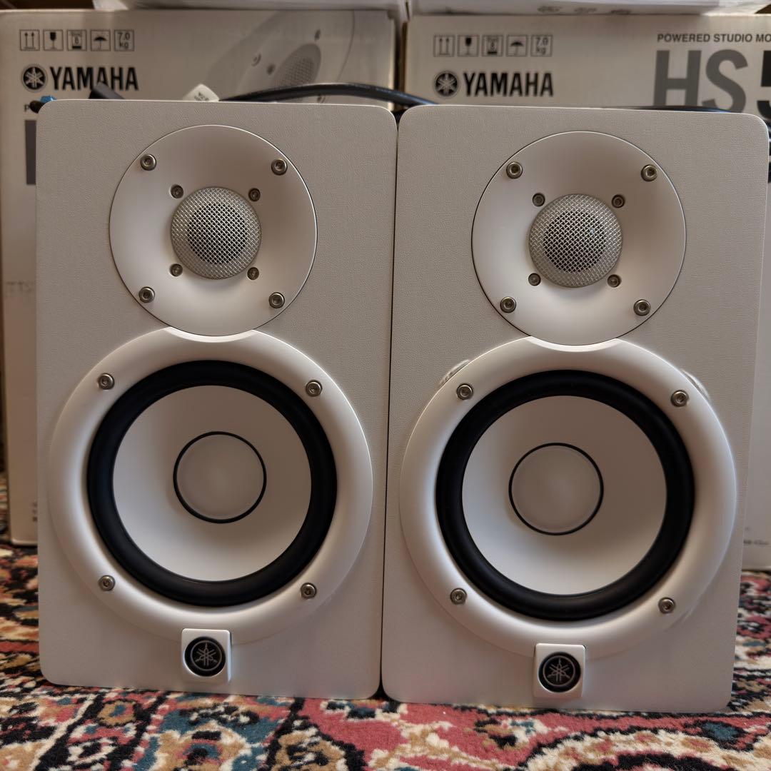 Yamaha Speakers Hs5